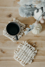 Load image into Gallery viewer, Macrame Jute Coasters
